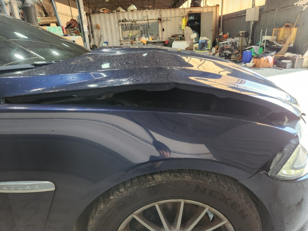 SAJAA05J2FDU56832 Jaguar New Xf