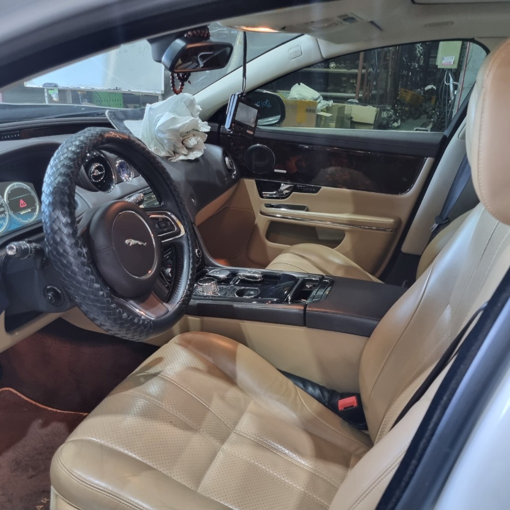 Jaguar Xj 3.0d 2012 SAJAA2222CNV34105 Image 19