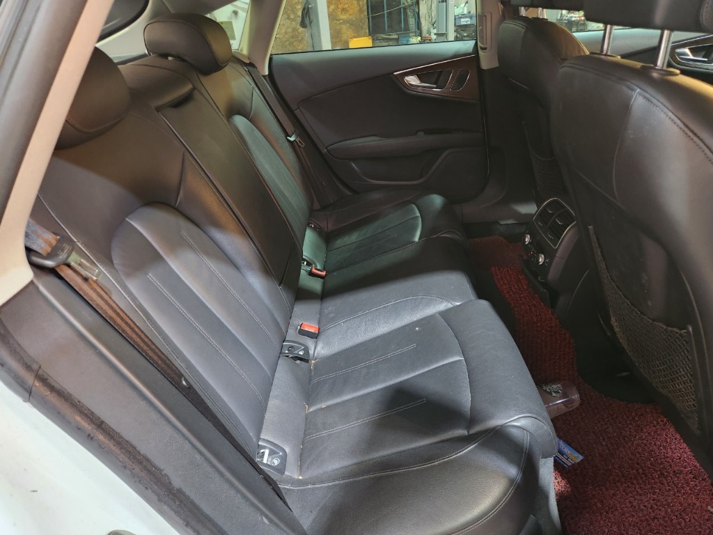 WAUZZZ4G3FN053986 Audi A7