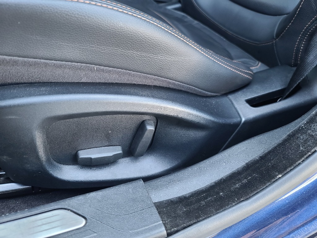 Jaguar Xe 20t 2017 SAJAB4BG4HA970733 Image 10