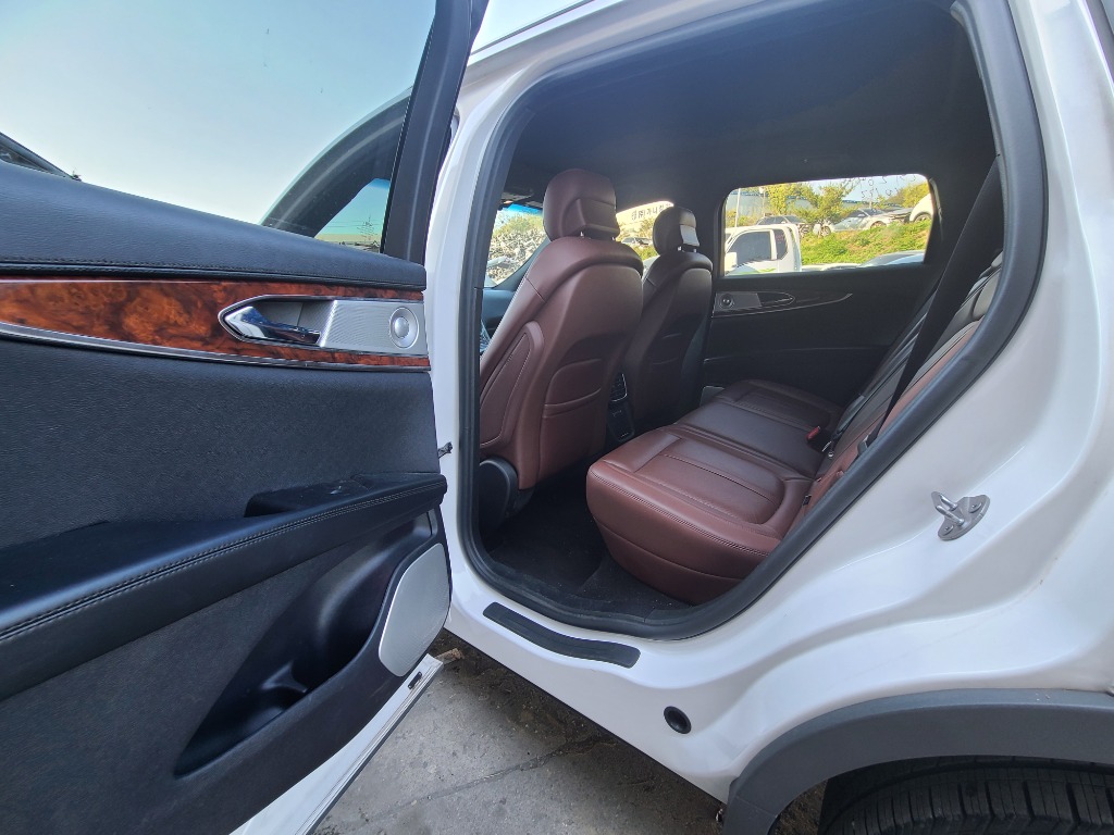 Lincoln Nautilus 2019 2LMPJ8LPXKBL50238 Image 18