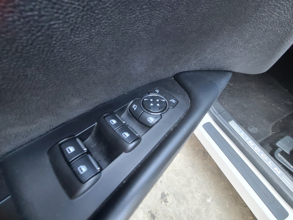 Lincoln Nautilus 2019 2LMPJ8LPXKBL50238 Image 25