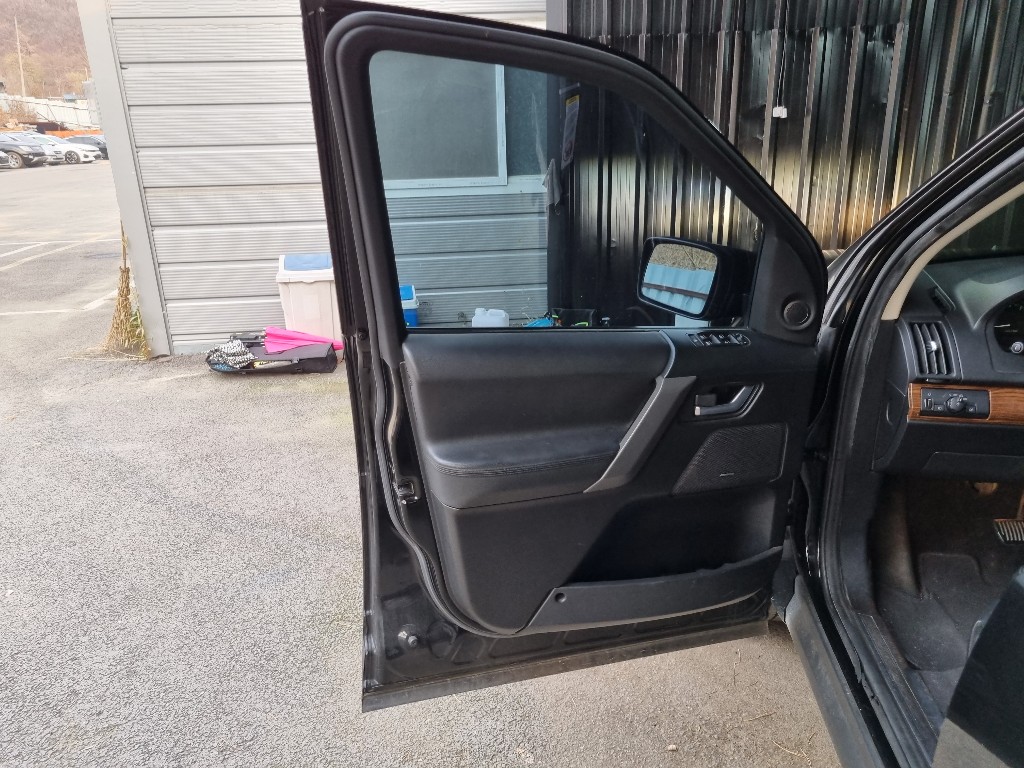 Land Rover LR2 2010 SALFT2BN6AH181039 Image 5