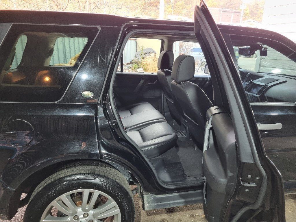 Land Rover LR2 2010 SALFT2BN6AH181039 Image 8