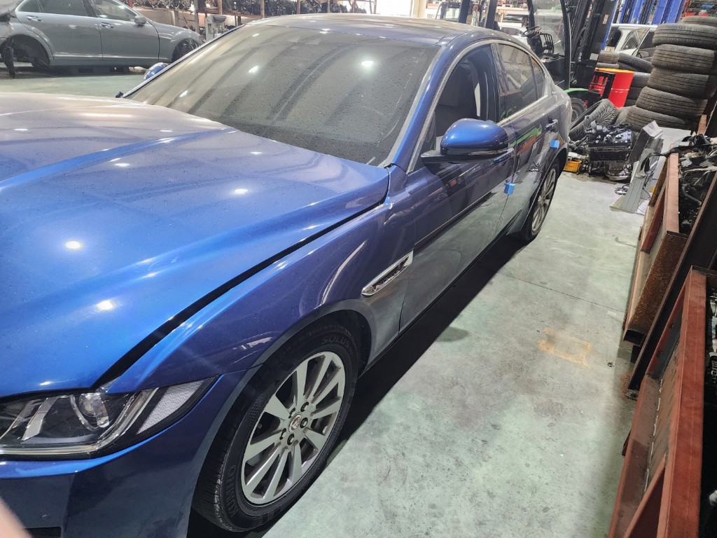 Jaguar Xe 20d 2016 SAJAB4BG0GA922872 Image 10