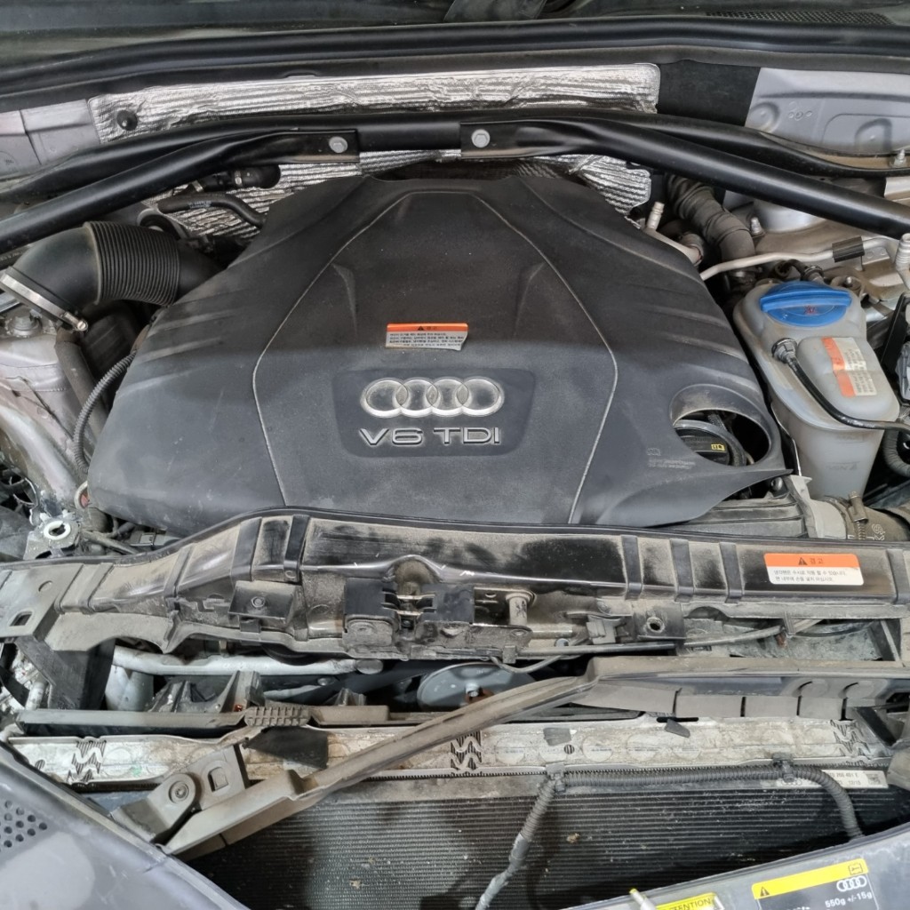 WAUZZZ8R0FA127271 Audi Q5