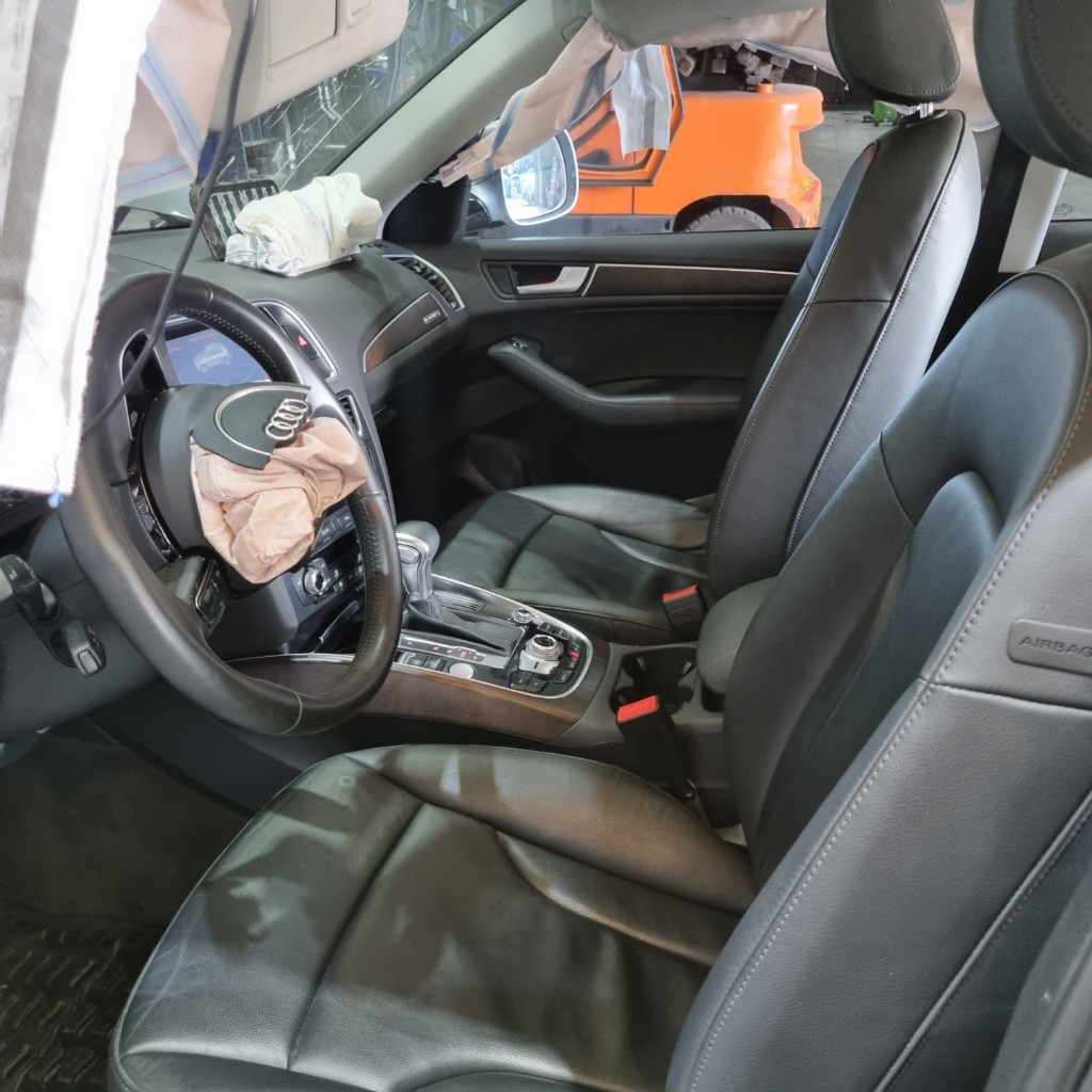 WAUZZZ8R0FA127271 Audi Q5