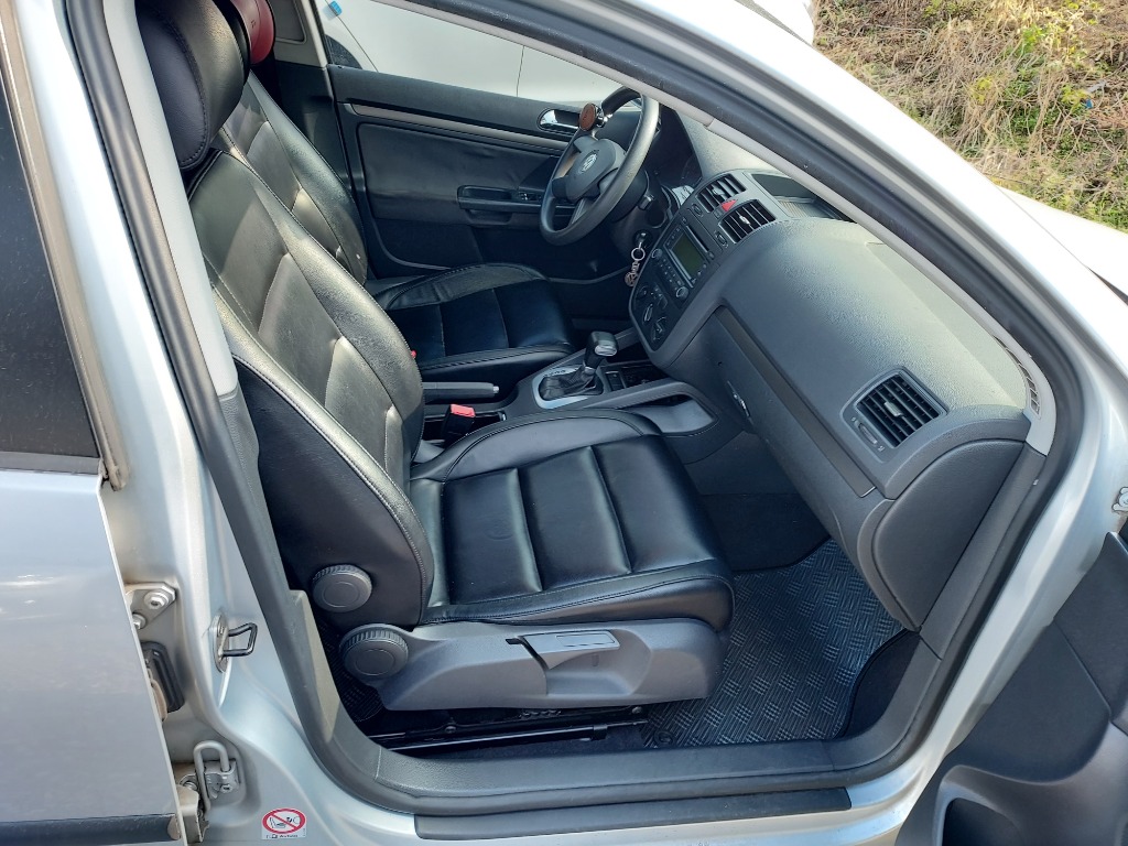 WVWZZZ1KZ5W076291 Volkswagen GOLF