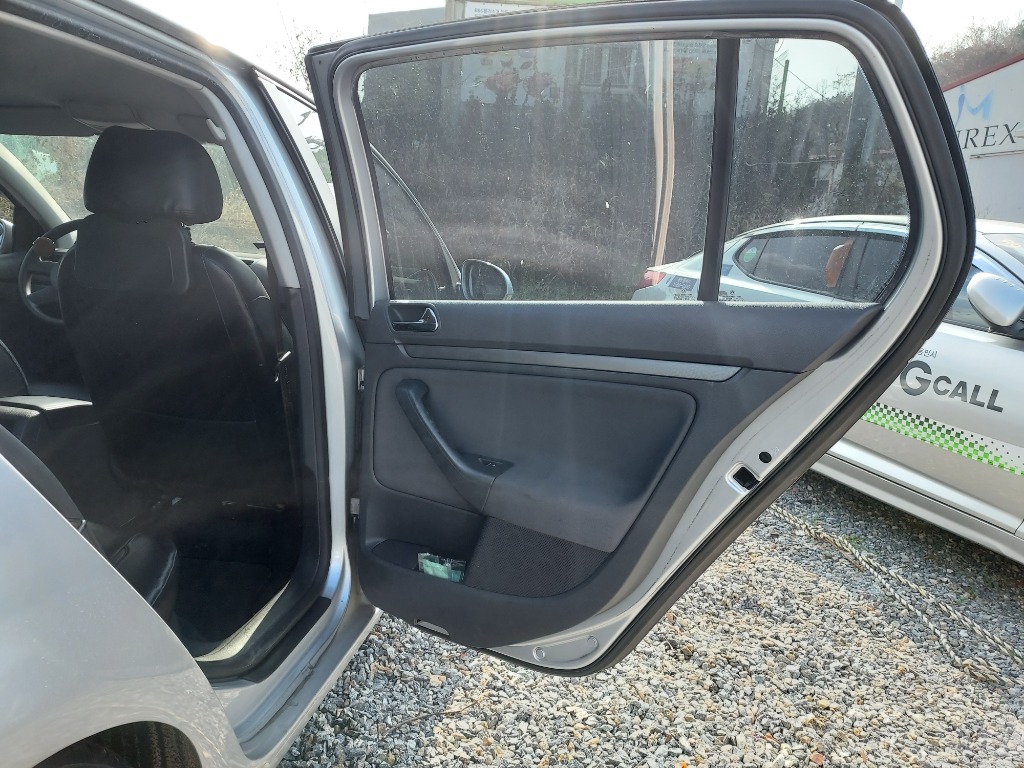 WVWZZZ1KZ5W076291 Volkswagen GOLF