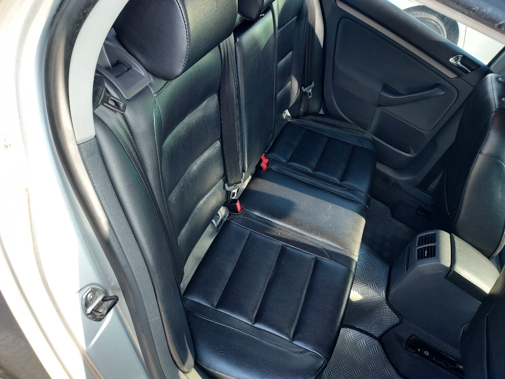 WVWZZZ1KZ5W076291 Volkswagen GOLF