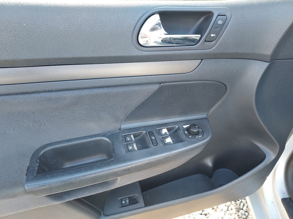 WVWZZZ1KZ5W076291 Volkswagen GOLF