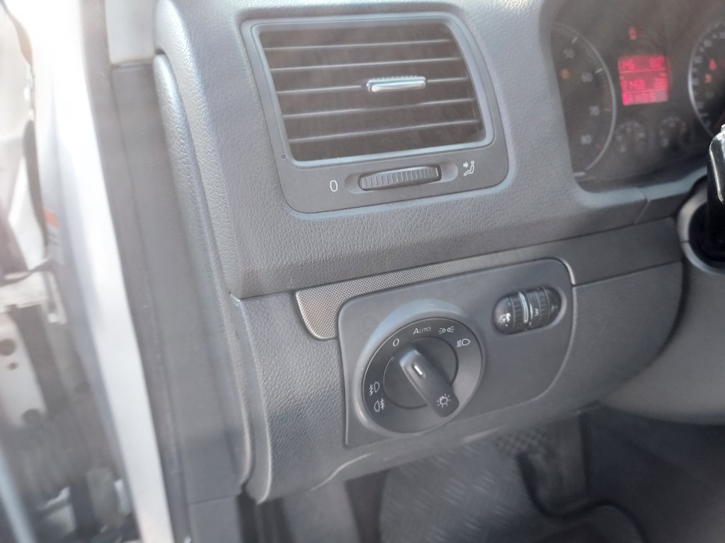 WVWZZZ1KZ5W076291 Volkswagen GOLF