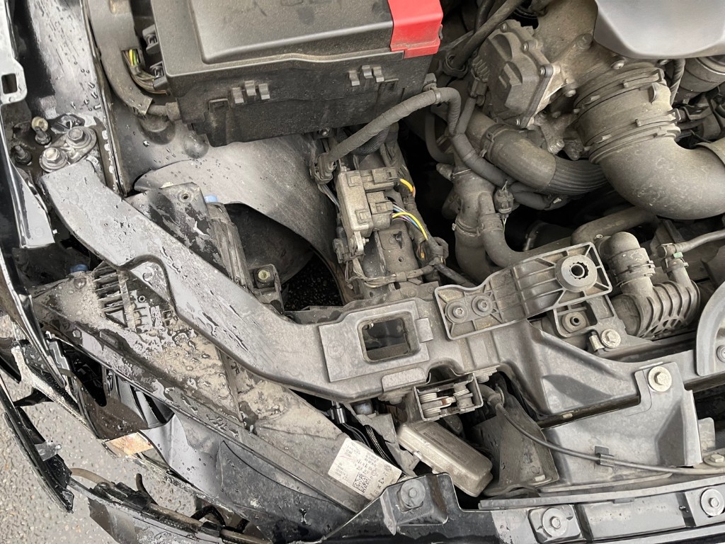 SAJAB4BNXGA924904 Jaguar Xe 20d