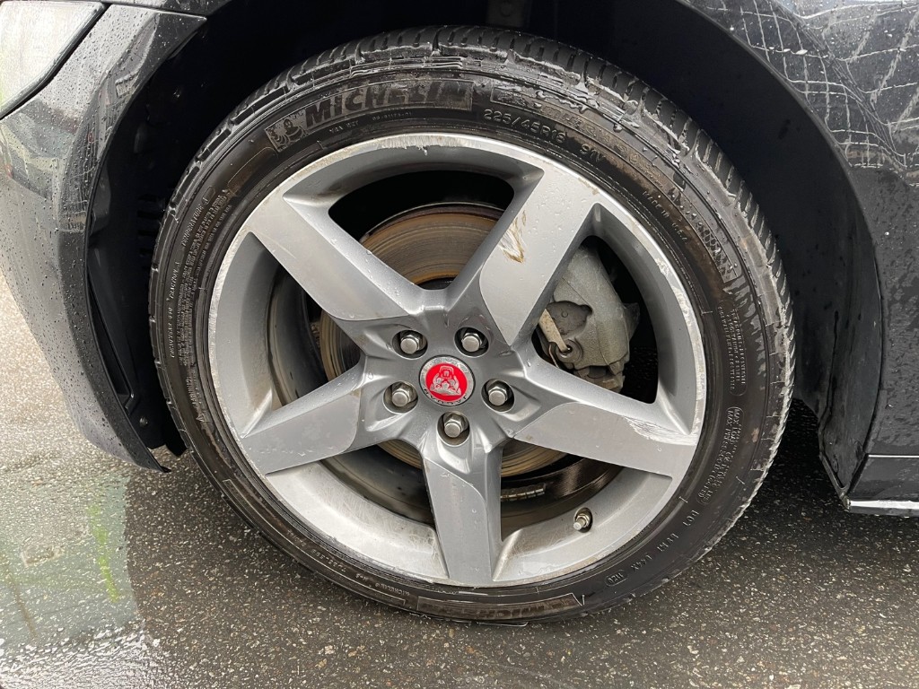 SAJAB4BNXGA924904 Jaguar Xe 20d