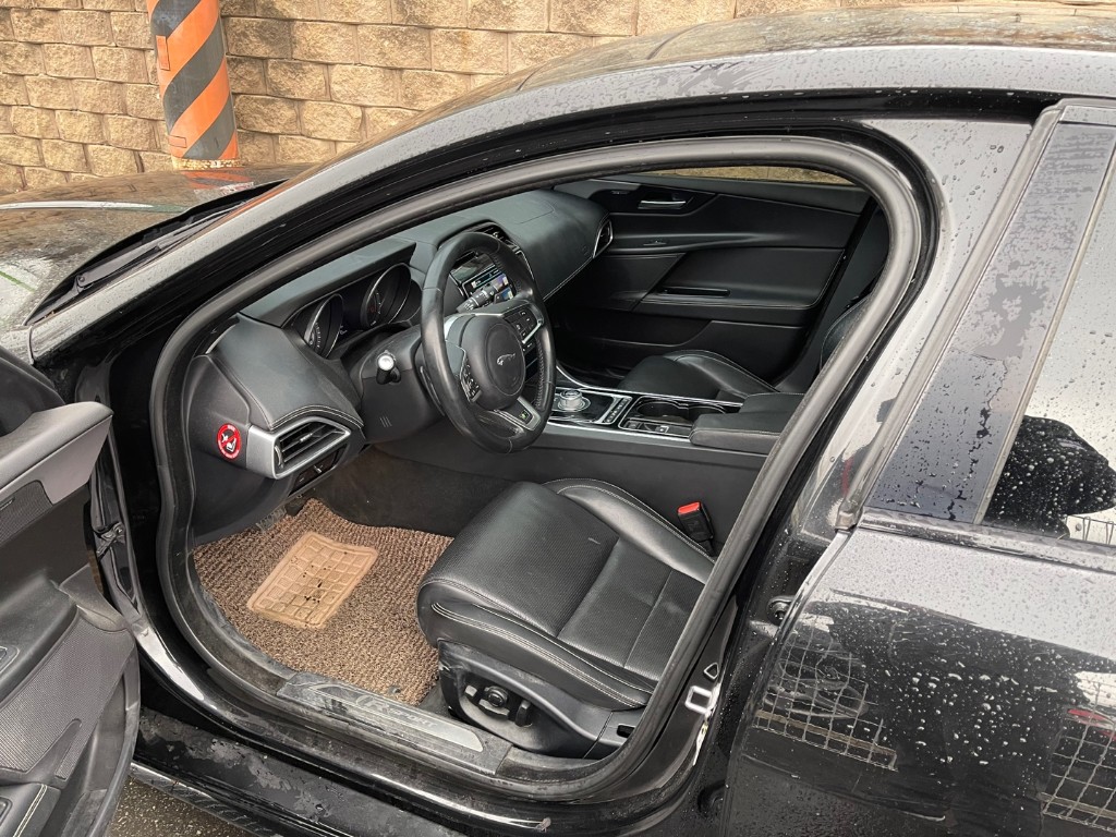 SAJAB4BNXGA924904 Jaguar Xe 20d