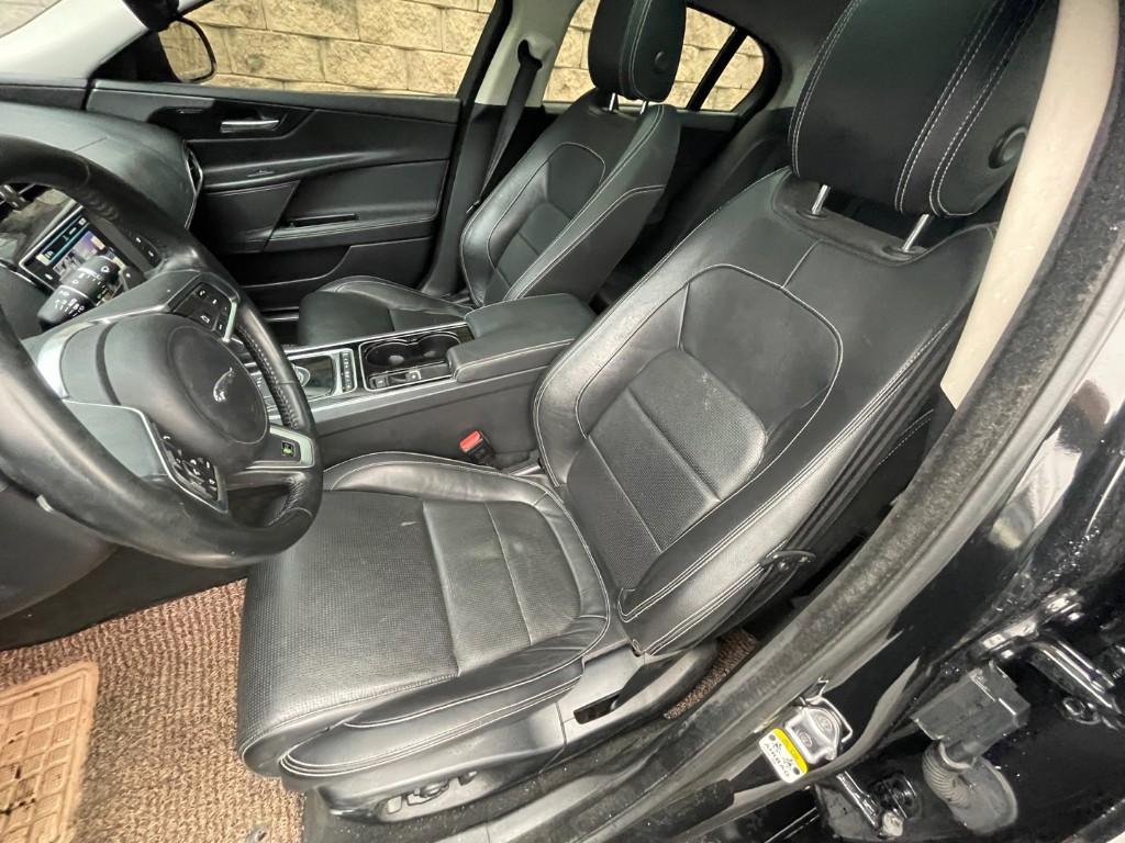 SAJAB4BNXGA924904 Jaguar Xe 20d