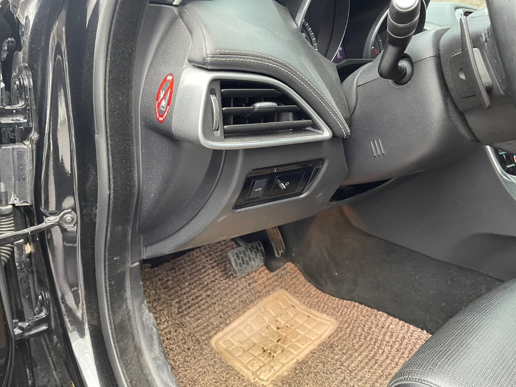 SAJAB4BNXGA924904 Jaguar Xe 20d