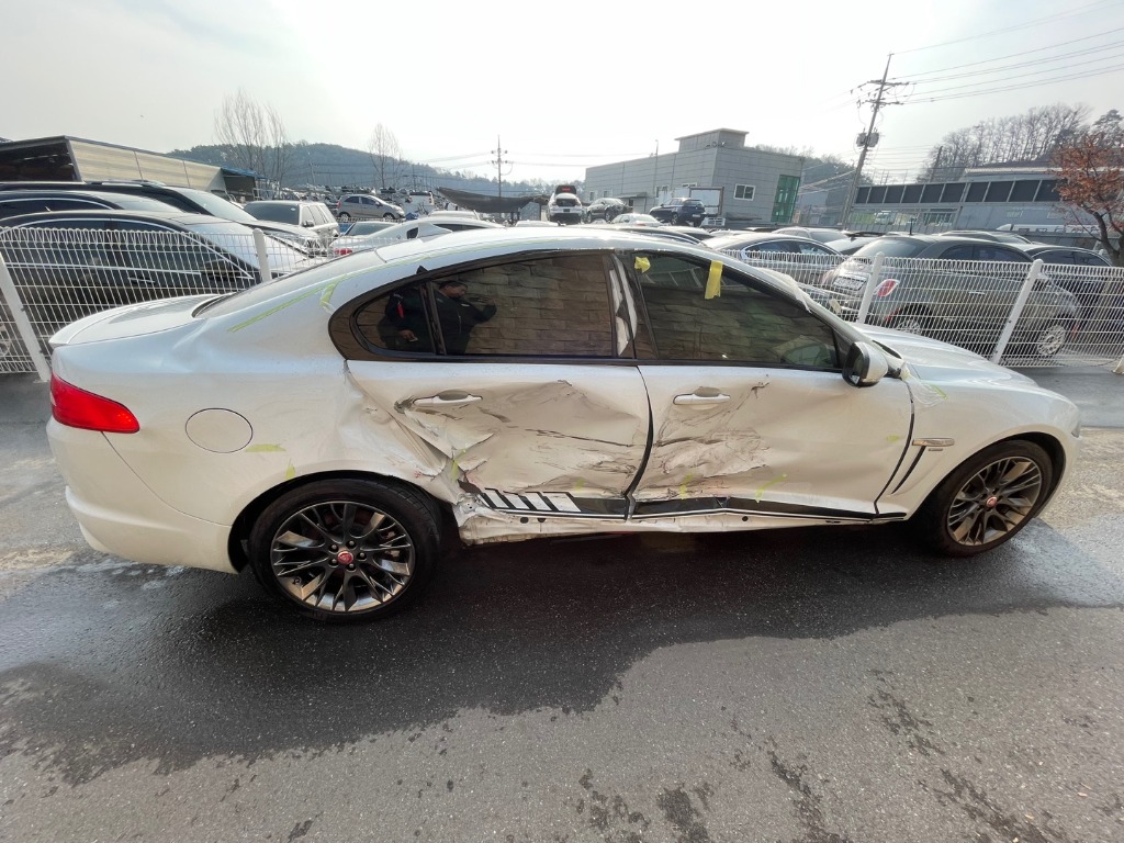 SAJAA05S6FPU70286 Jaguar New Xf
