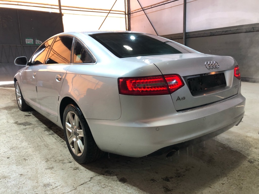 Audi New A6 2010 WAUZZZ4F5AN038714 Image 13