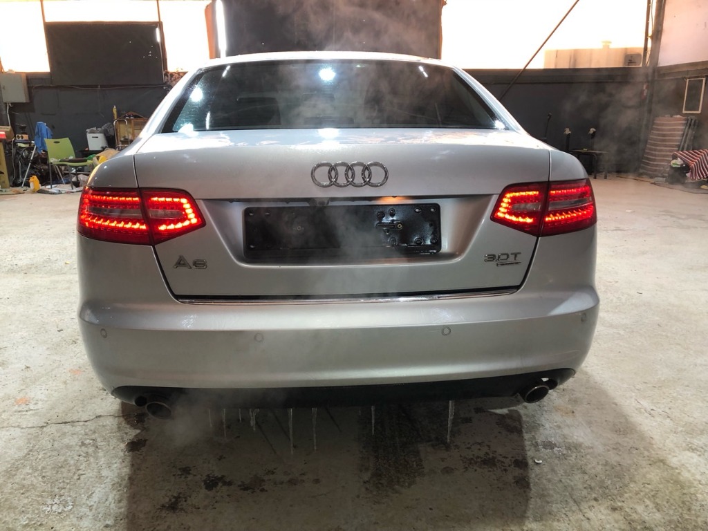 Audi New A6 2010 WAUZZZ4F5AN038714 Image 24