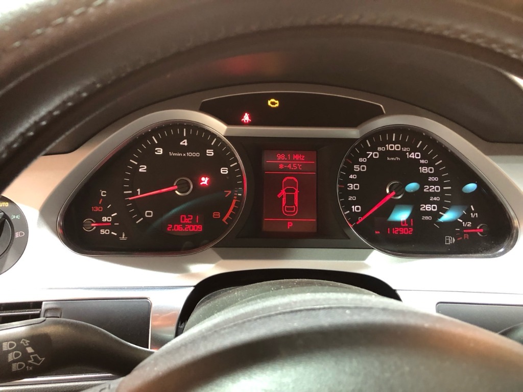 Audi New A6 2010 WAUZZZ4F5AN038714 Image 12