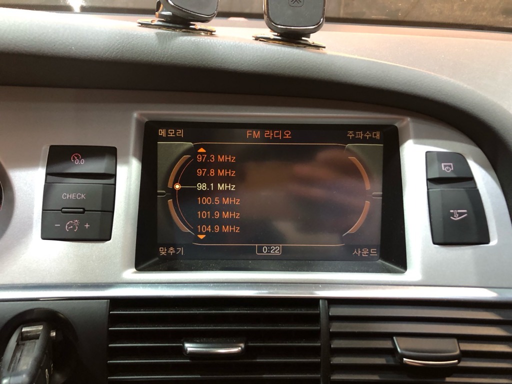 Audi New A6 2010 WAUZZZ4F5AN038714 Image 15