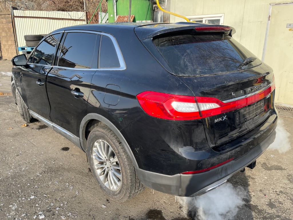 Lincoln MKX 2016 2LMPJ8KP4GBL79629 Image 24