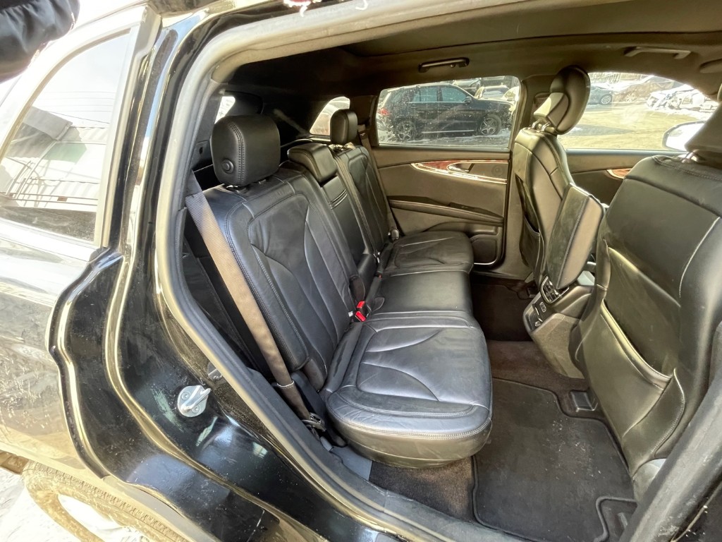 Lincoln MKX 2016 2LMPJ8KP4GBL79629 Image 37