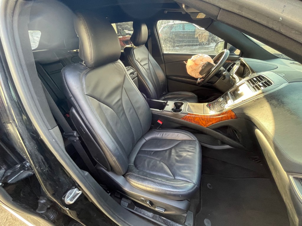Lincoln MKX 2016 2LMPJ8KP4GBL79629 Image 39