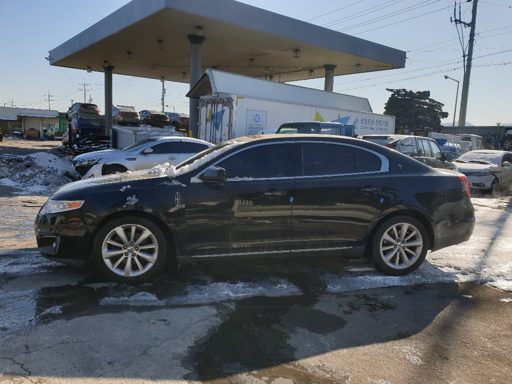 Lincoln MKS 2010 1LNHL9DR6AG600887 Image 13