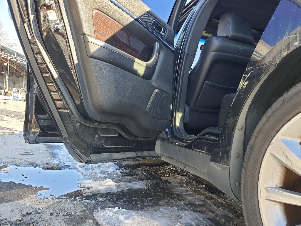 Lincoln MKS 2010 1LNHL9DR6AG600887 Image 3