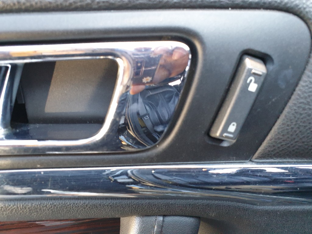 Lincoln MKS 2010 1LNHL9DR6AG600887 Image 14