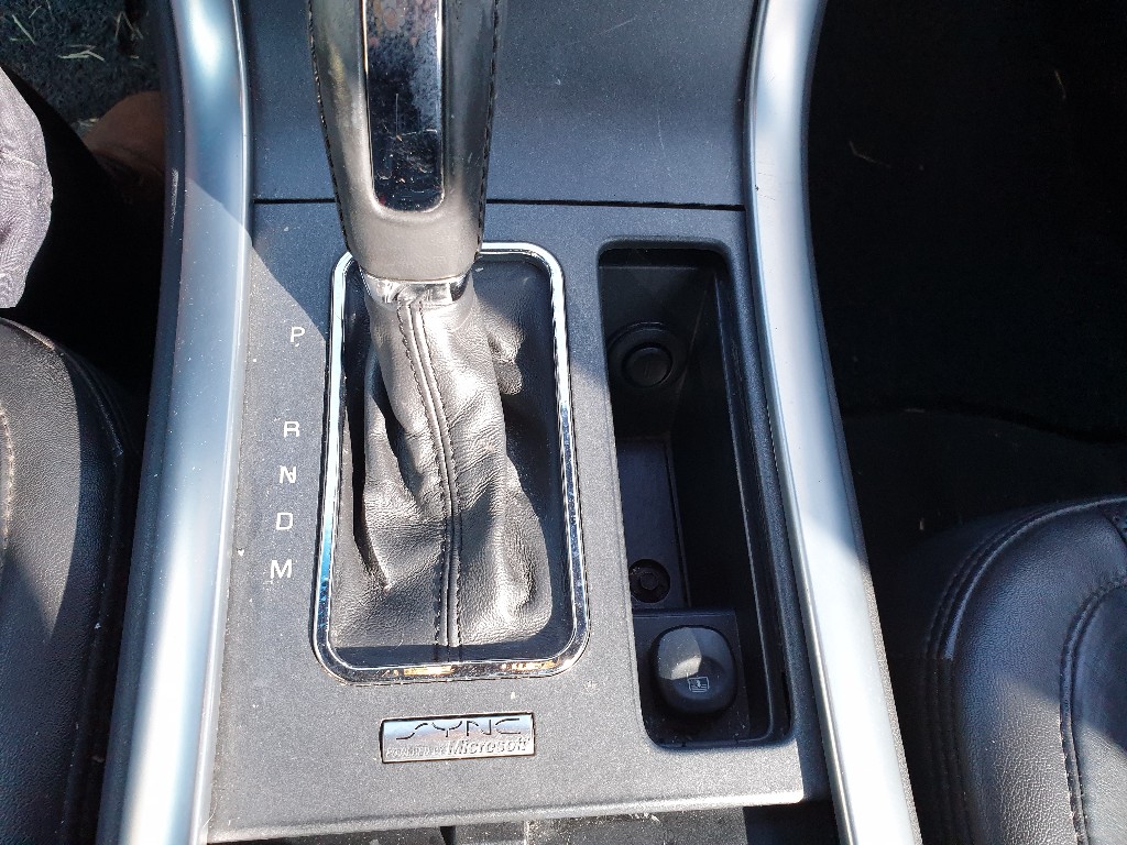 Lincoln MKS 2010 1LNHL9DR6AG600887 Image 21