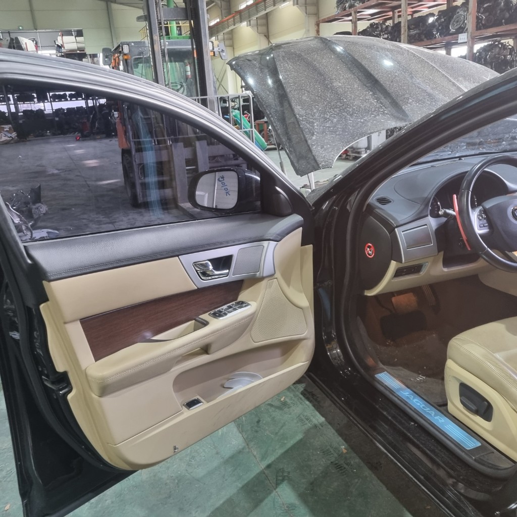 SAJAA05J5FDU53715 Jaguar XF