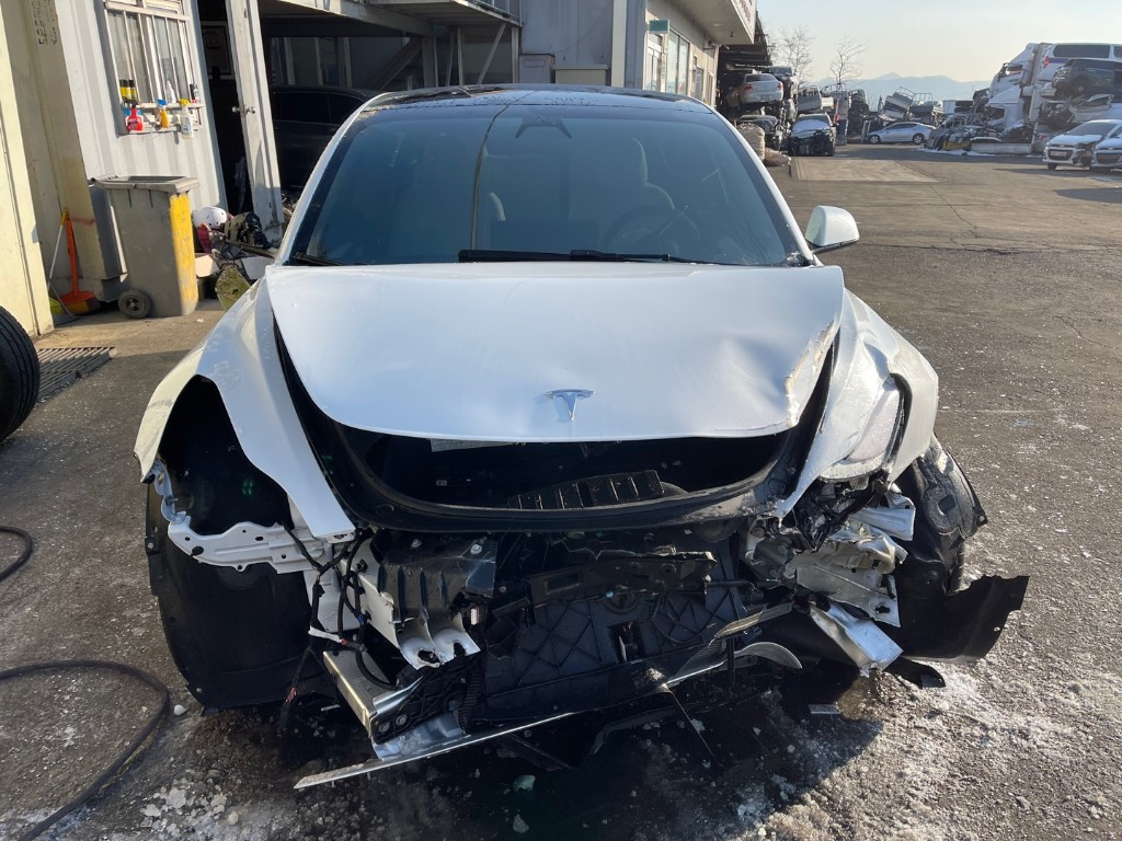 Tesla Model 3 Standrad Range Plus 2022 5YJ3E1EB2NF151316 Image 2