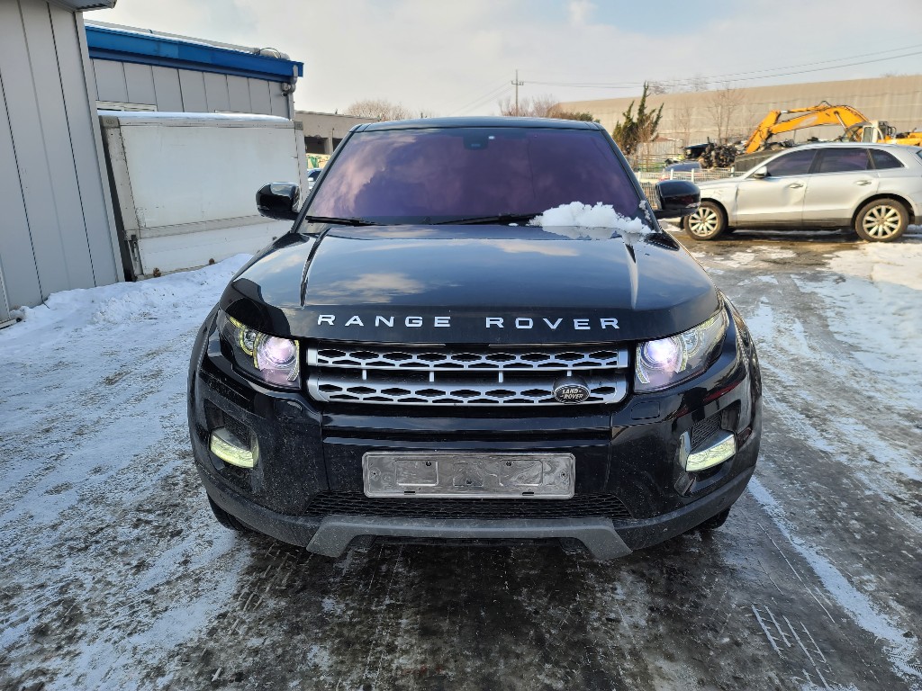 Land Rover RANGE ROVER EVOQUE 2014 SALVA2BEXDH849141 Image 2