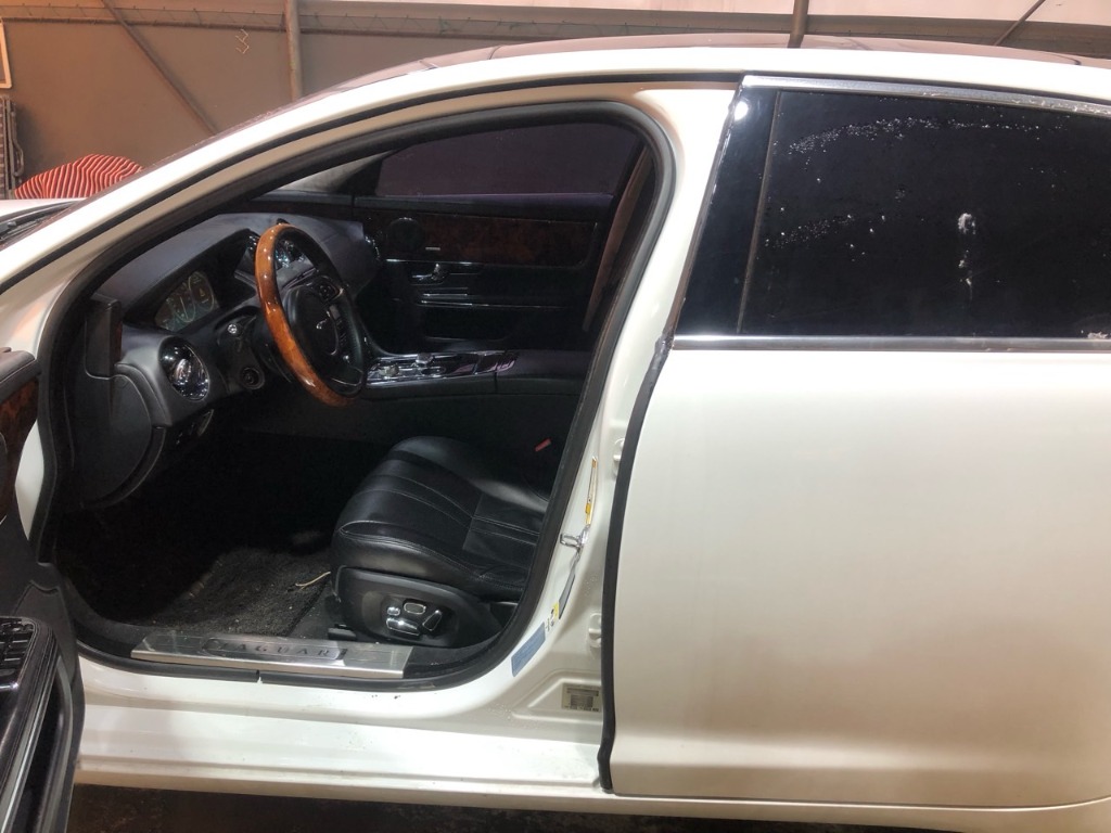 SAJAA2226BNV15832 Jaguar Xj 3.0d