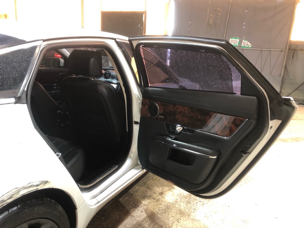 SAJAA2226BNV15832 Jaguar Xj 3.0d