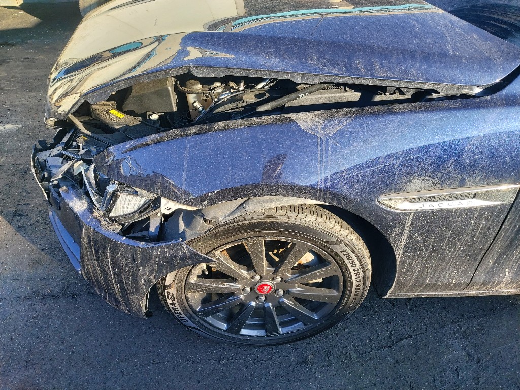 Jaguar Xe 20d 2017 SAJAA4BN2HCP02768 Image 6