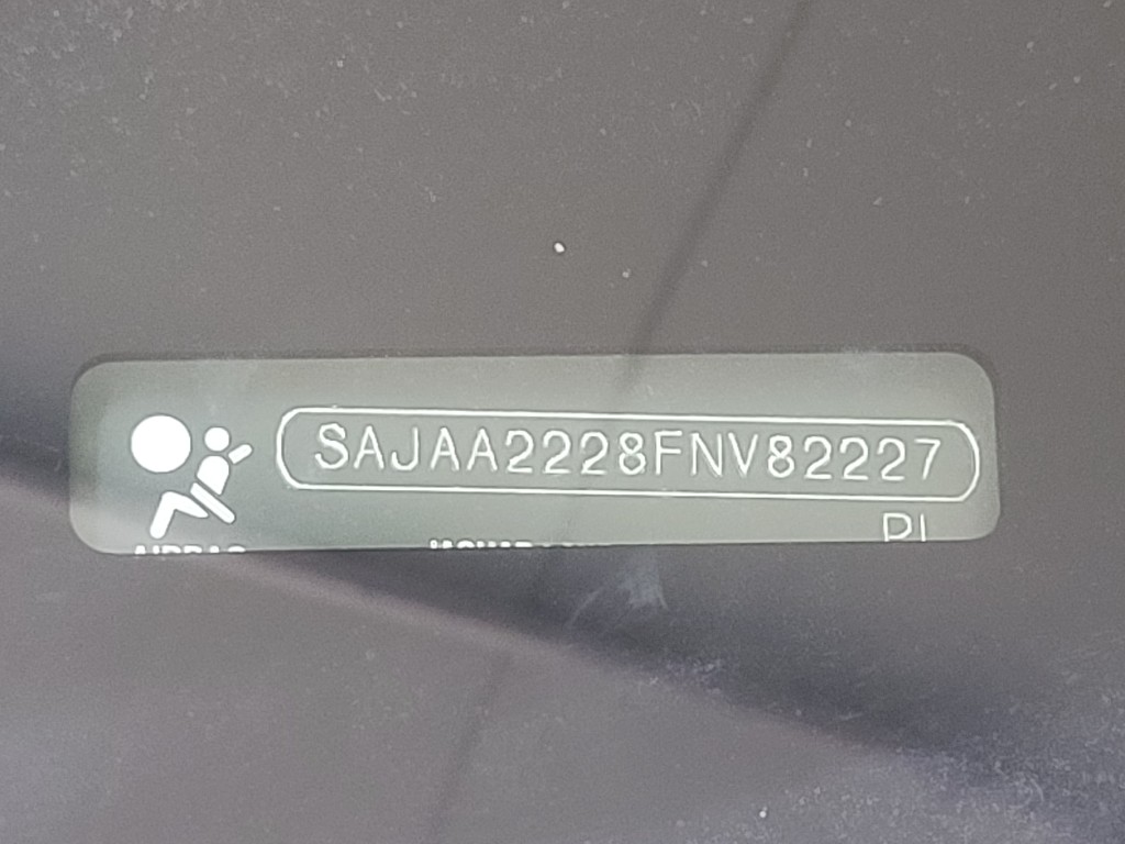 Jaguar XJ 2015 SAJAA2228FNV82227 Image 39