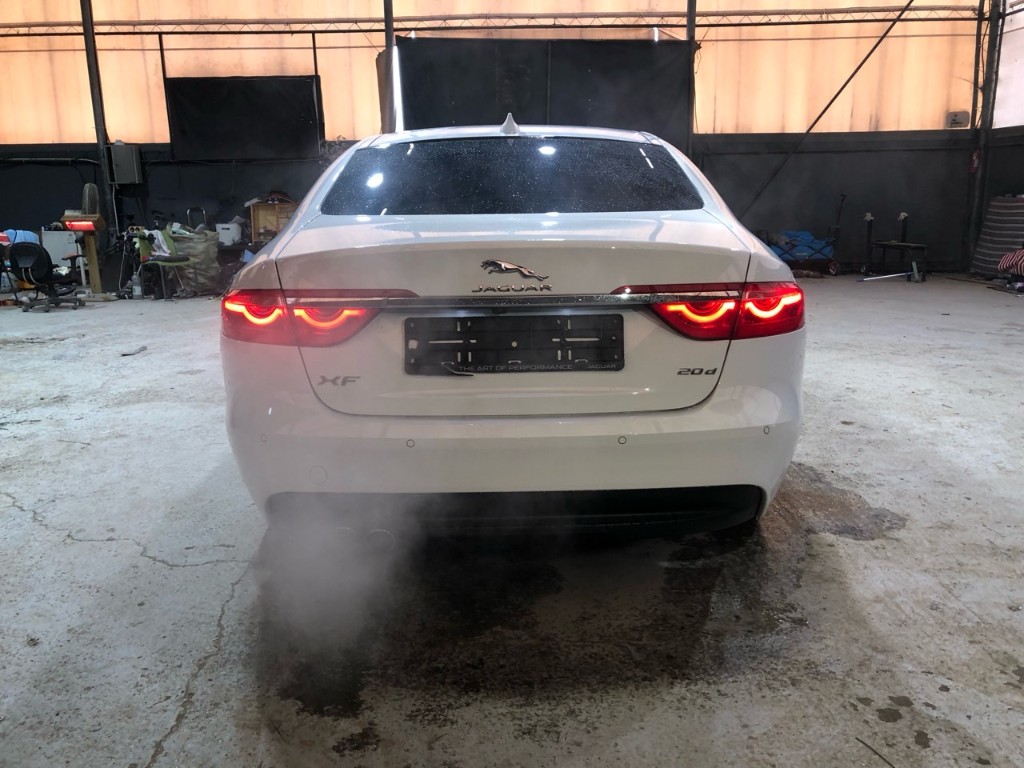 Jaguar Xf X260 2018 SAJBB4BNXJCY61805 Image 35
