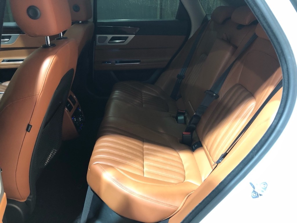 Jaguar Xf X260 2018 SAJBB4BNXJCY61805 Image 15
