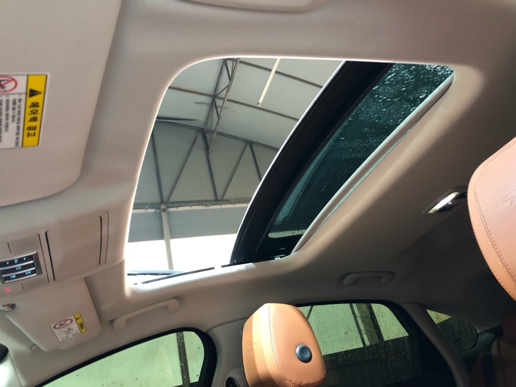 Jaguar Xf X260 2018 SAJBB4BNXJCY61805 Image 36