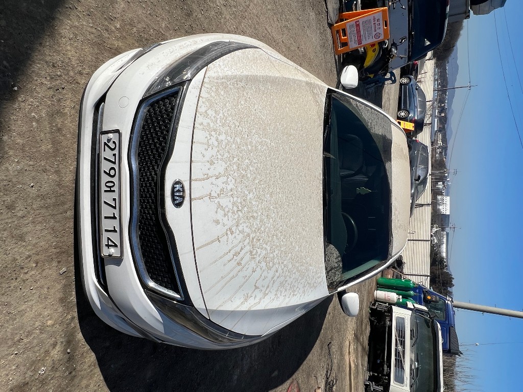 KNAGN418BEA523242 KIA K5