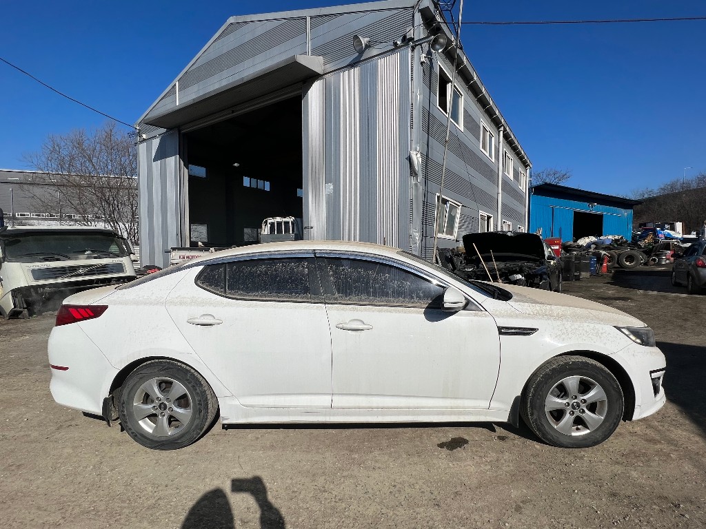 KNAGN418BEA523242 KIA K5
