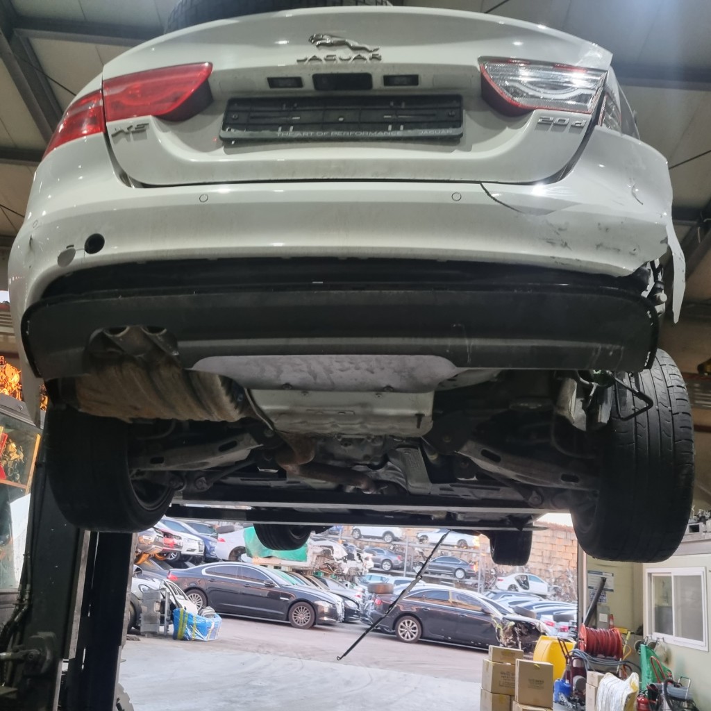 SAJAB4BN6GA925046 Jaguar Xe 20d