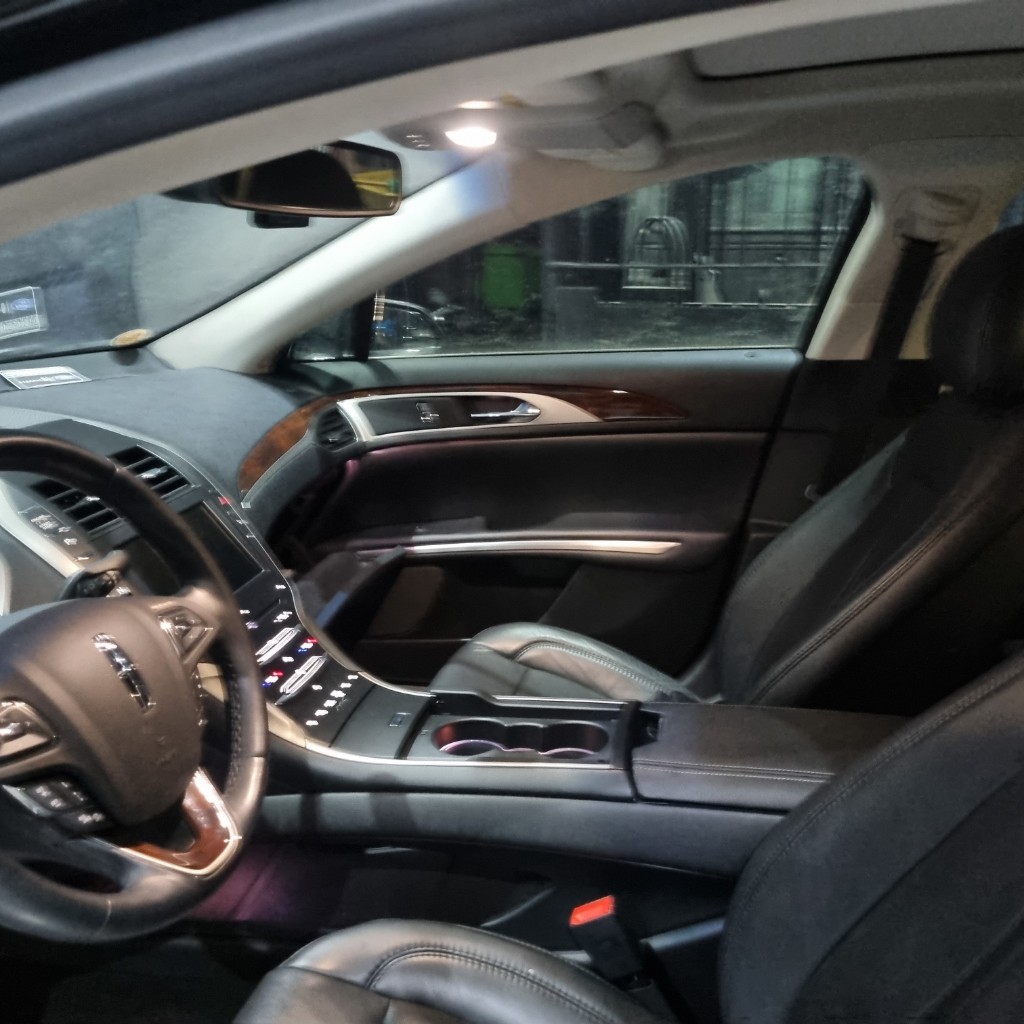 Lincoln MKZ 2016 3LN6L2G95GR621807 Image 8