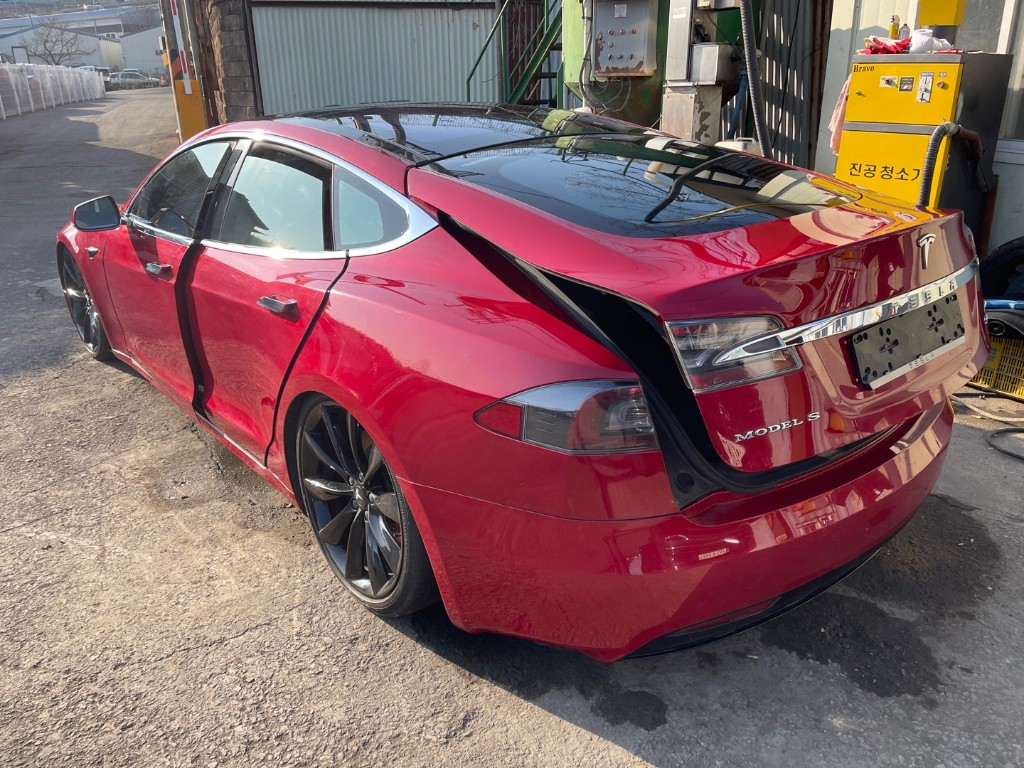 Tesla Others 2017 5YJSA1E26HF218219 Image 24