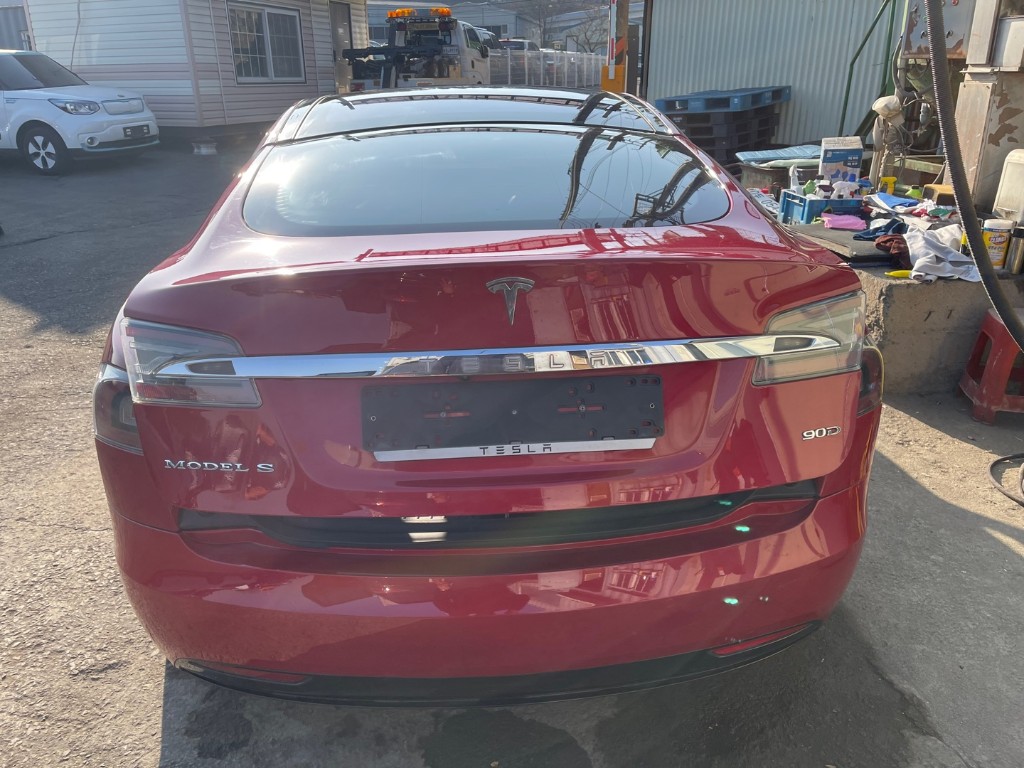 Tesla Others 2017 5YJSA1E26HF218219 Image 35