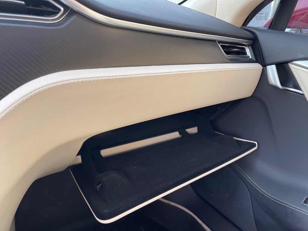 Tesla Others 2017 5YJSA1E26HF218219 Image 37